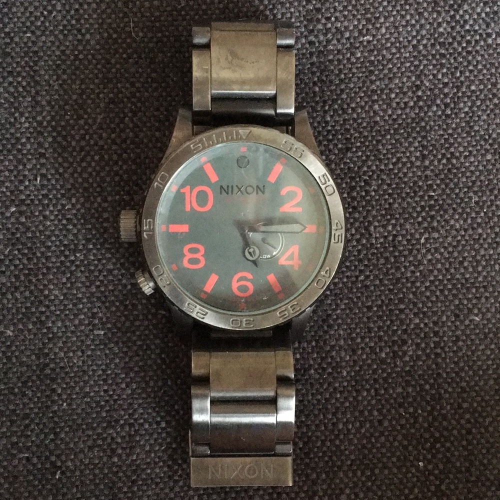 Nixon 51-30 men’s watch